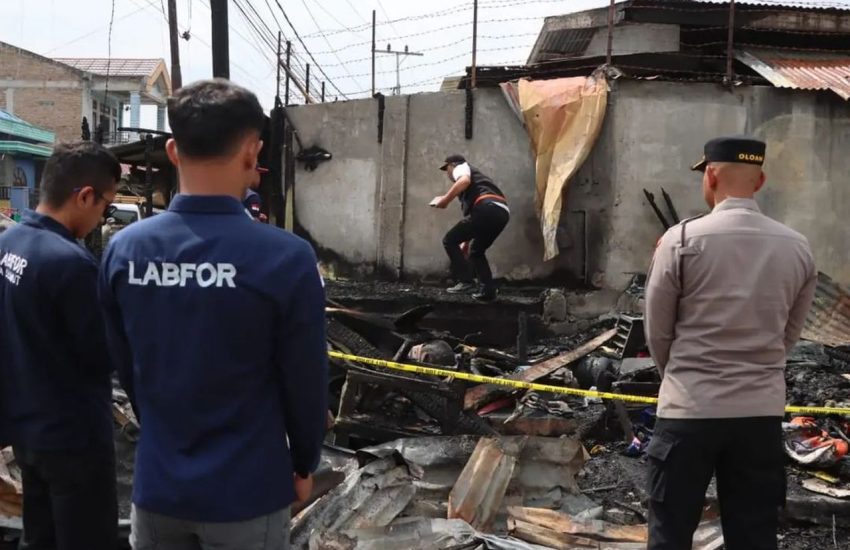 Rumah Yang Di Bakar